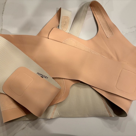 Momcozy 2XL pregnancy belly band in Light Beige - Picture 2 of 4
